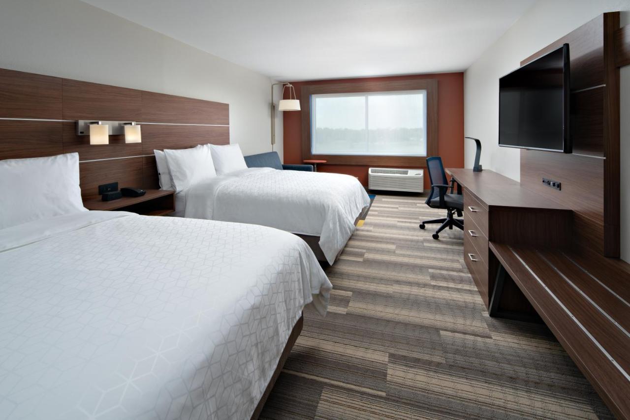 Holiday Inn Express & Suites - Elkhorn - Lake Geneva Area By Ihg Екстер'єр фото